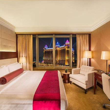 Broadway Macau Hotel Экстерьер фото