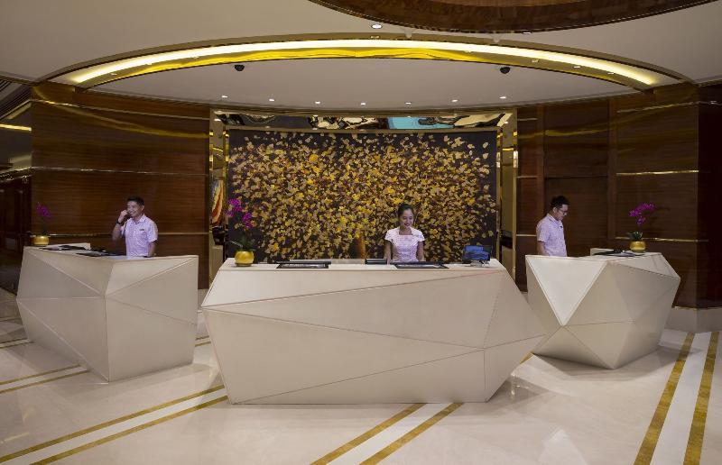 Broadway Macau Hotel Экстерьер фото